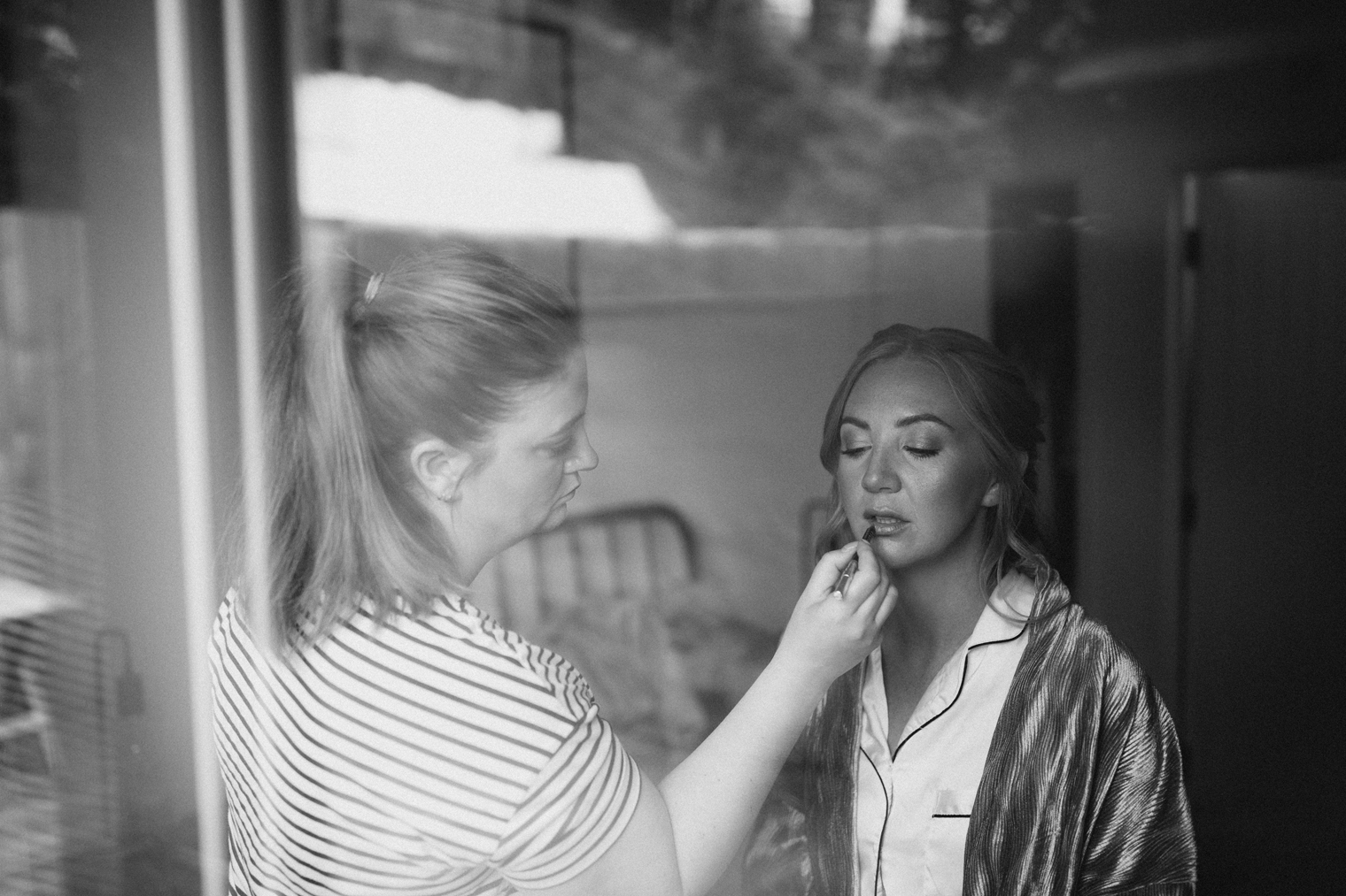 Tunnels Beaches Wedding bride getting ready